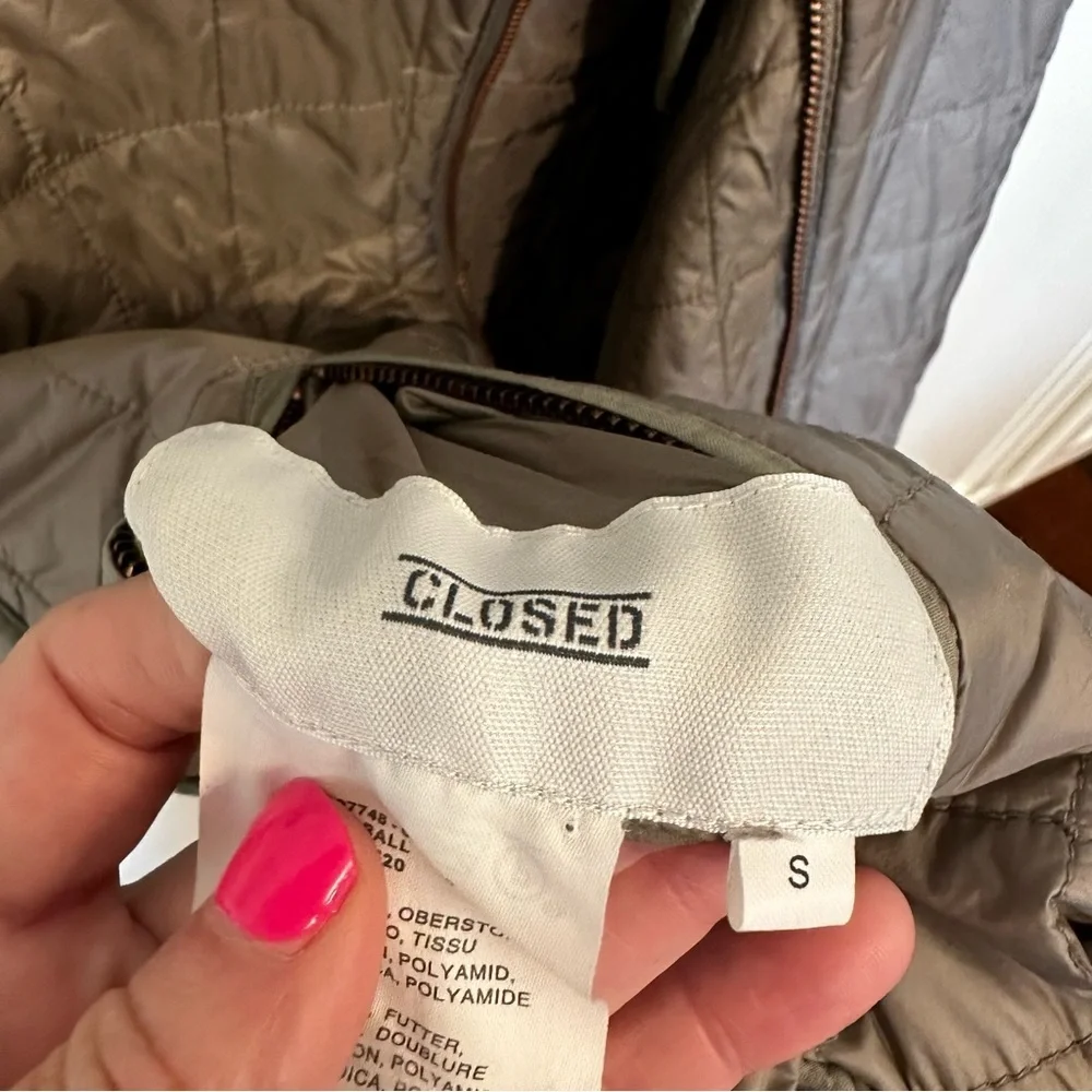 Closed Luxury Designer Brand‎ Women’s Grey Reversible Quilted Nylon Vest Pockets